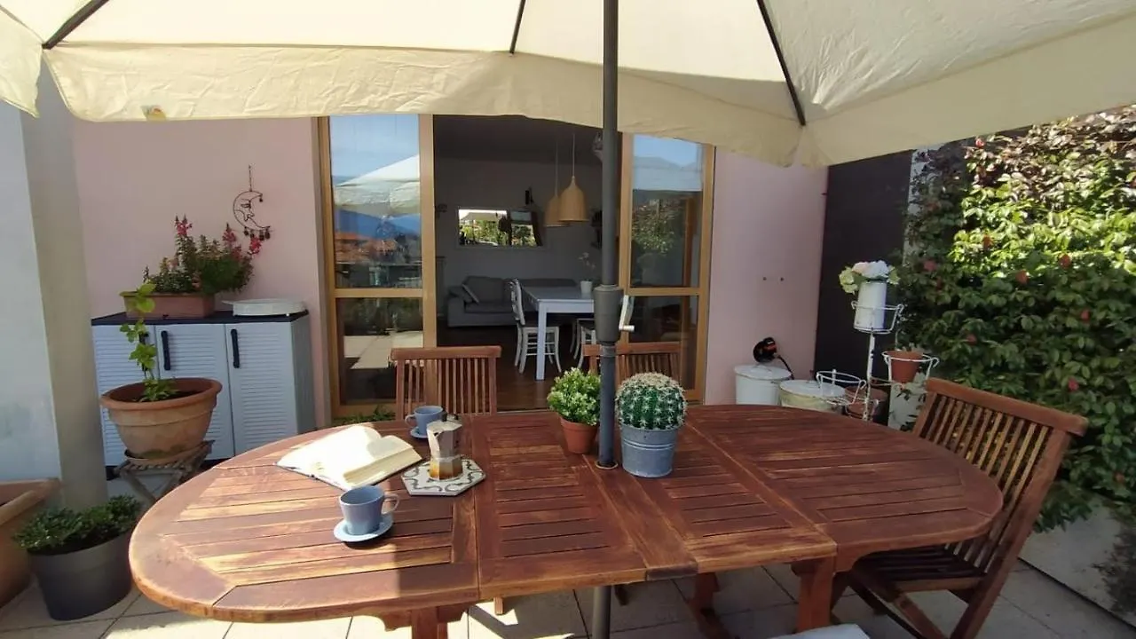 Appartamento La Terrazza Di Dora Menaggio Vakantiehuis